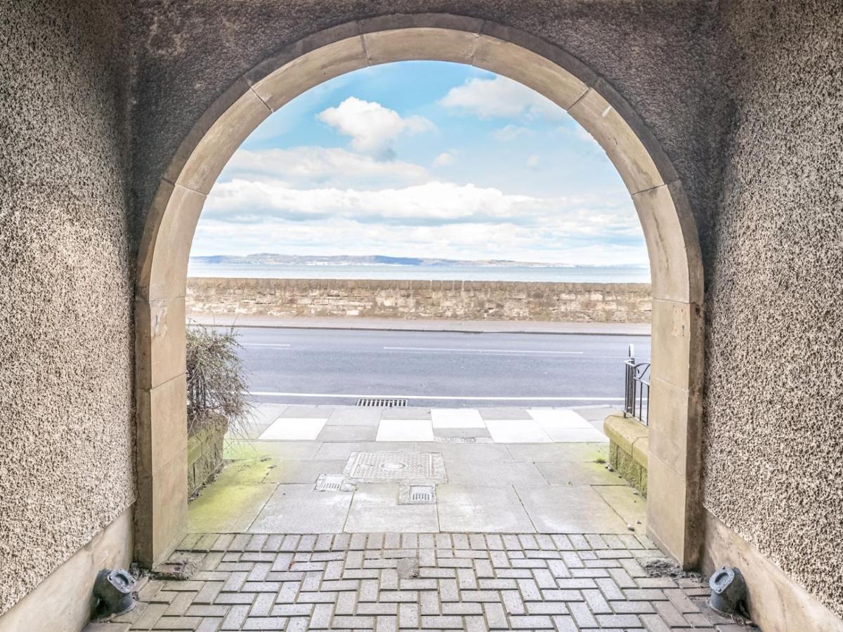 Pass The Keys Stunning Flat With Sea View And Parking Apartment EDI Exterior photo