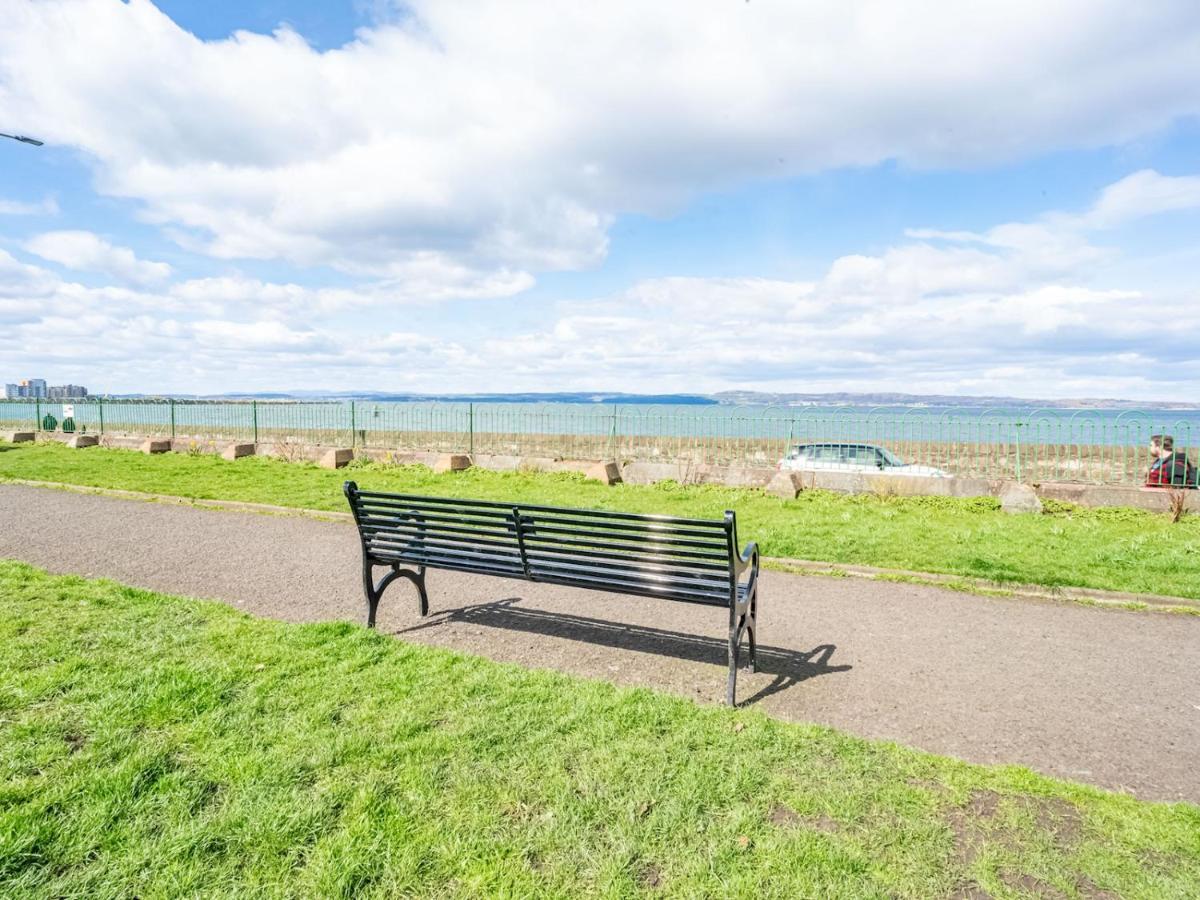 Pass The Keys Stunning Flat With Sea View And Parking Apartment EDI Exterior photo