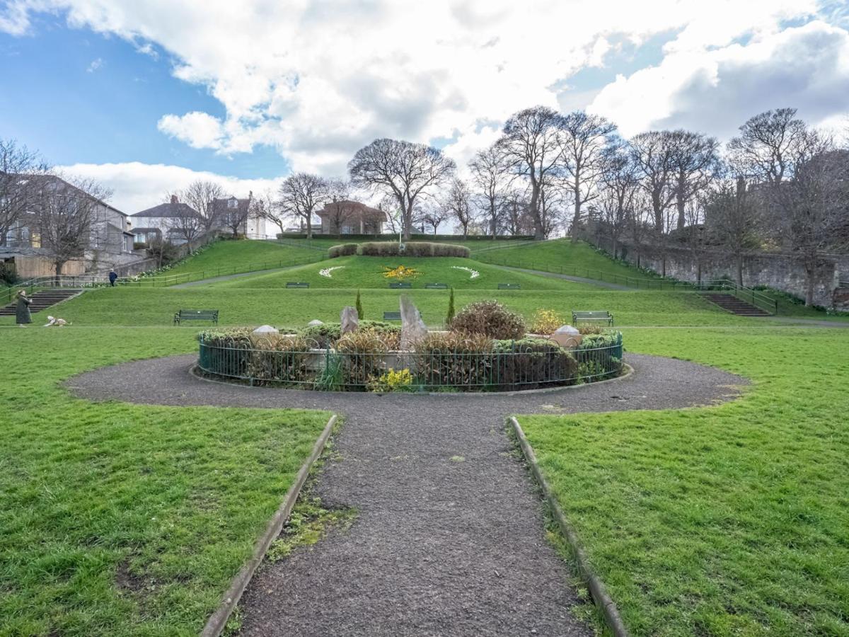 Pass The Keys Stunning Flat With Sea View And Parking Apartment EDI Exterior photo